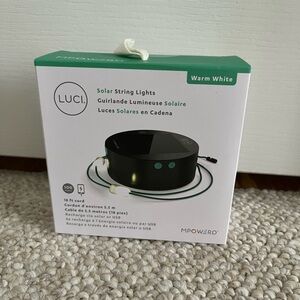 NWT - Luci Solar String Lights - Warm White